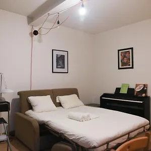Comfortable Near Montmartre Appartement Paris